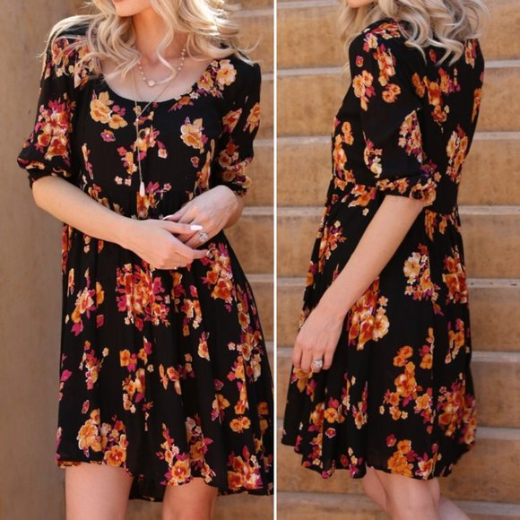 Trend Setter Diva Boutique Dresses & Skirts - GIRLY & FLIRTY BOHO STYLE FLORAL PRINT DRESS